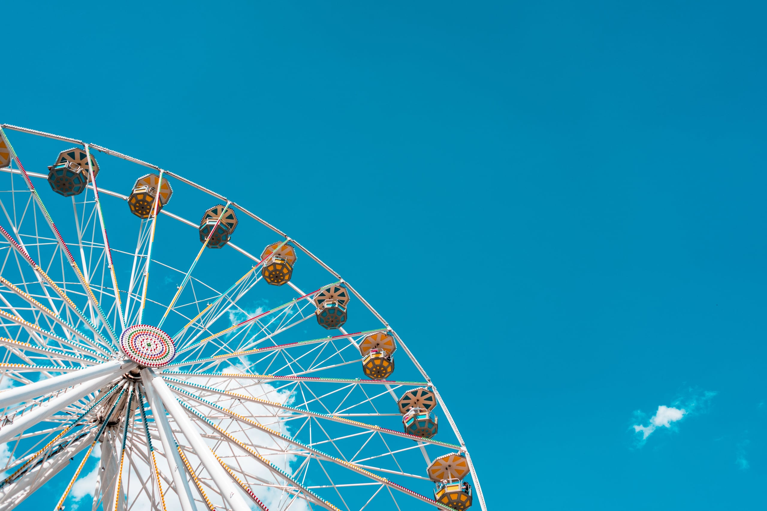 ferris-wheel-amusement-park-with-place-for-text-picjumbo-com.jpg